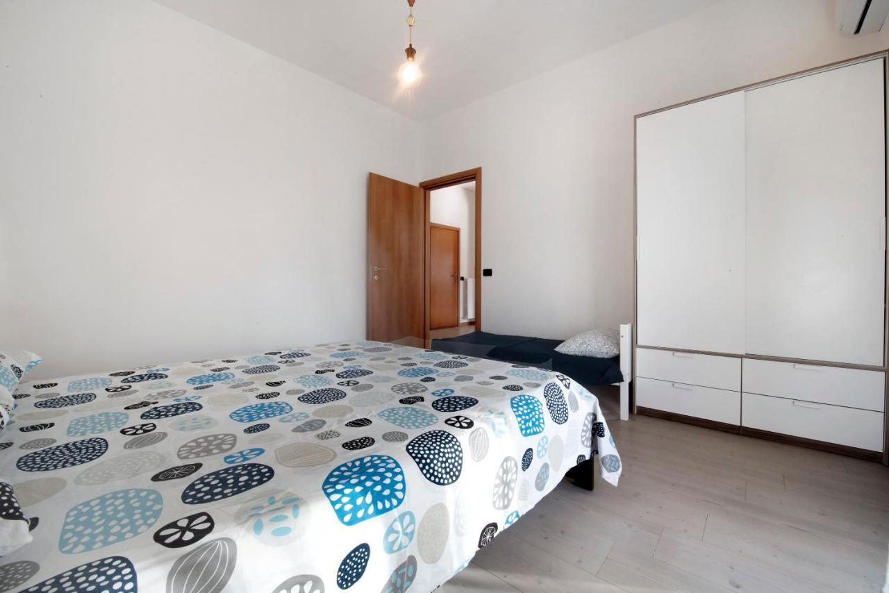 Sibi Apartment Lierna Luaran gambar